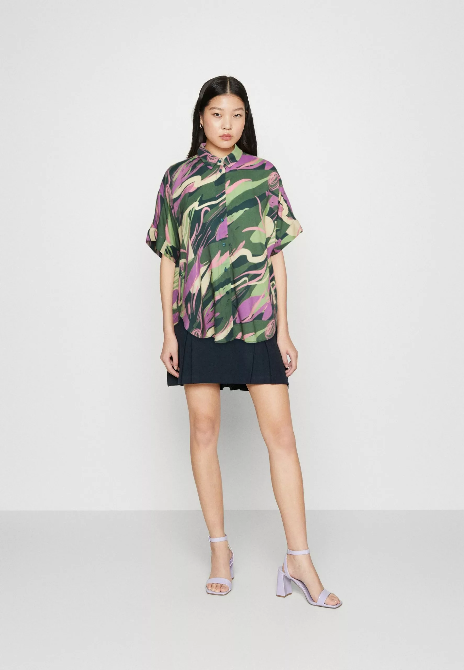 Monki Luca- Overhemdblouse - Green 4 Monki Luca- Overhemdblouse - Green - Afbeelding 2