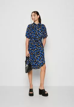 Monki Verkoop -Monki Verkoop 08c94d25b1c04667910bc63e8c27e5bc