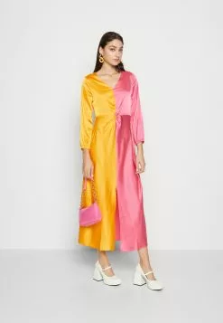 Monki Cocktailjurk - Pink/Orange 9 Monki Cocktailjurk - Pink/Orange -Monki Verkoop 1d4e437b1cf34c4e9854bc58ee7889c9