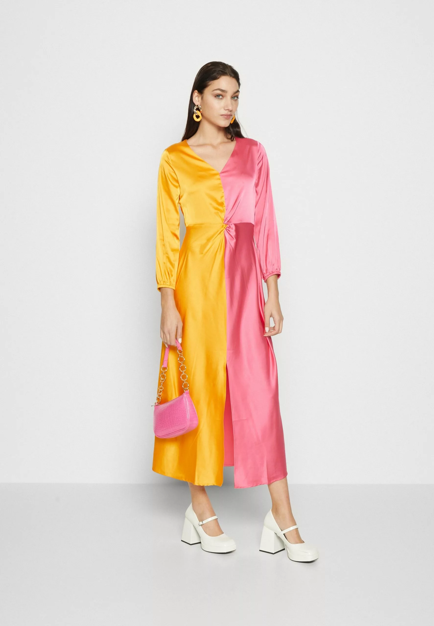 Monki Cocktailjurk - Pink/Orange 4 Monki Cocktailjurk - Pink/Orange - Afbeelding 2