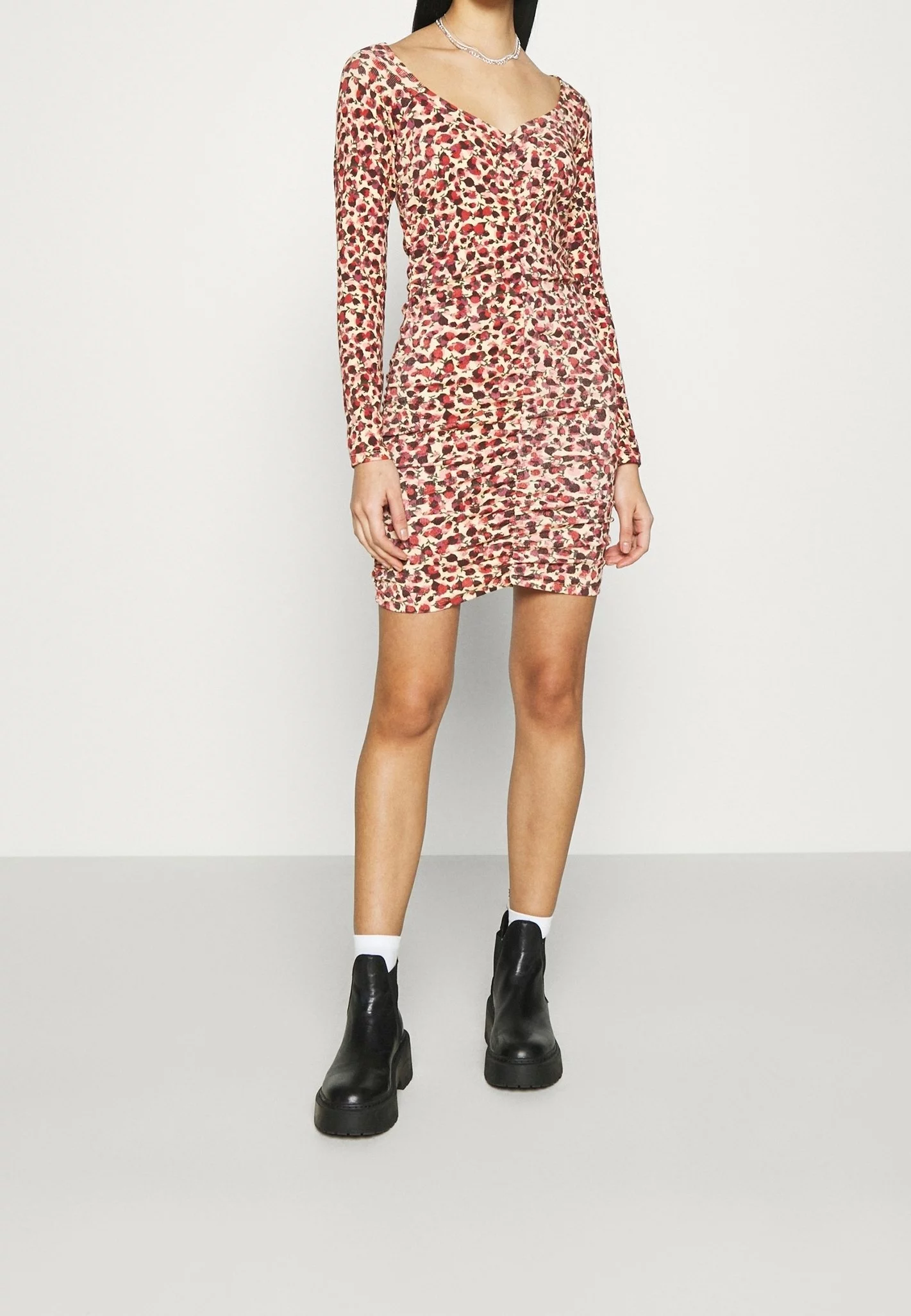 Monki Jurk - Light Pink 3 Monki Jurk - Light Pink