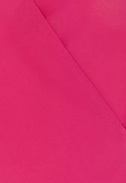 Monki Blouse - Pink Bright -Monki Verkoop 242a48e1bd89485d8bc2f1f99a75bf61