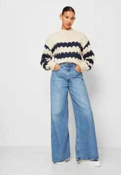 Monki Trui - Navy -Monki Verkoop 25c9dfc4f8754804841b0e4b399c4caa