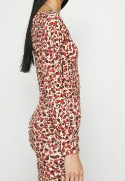 Monki Jurk - Light Pink 13 Monki Jurk - Light Pink -Monki Verkoop 369fc9094af3489ca6c1bdf06cc12bd7