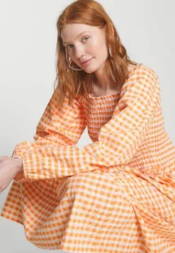 Monki Jurk - Orange Gingham -Monki Verkoop 390f6ef799b246fb8827e5fc21dd1a09