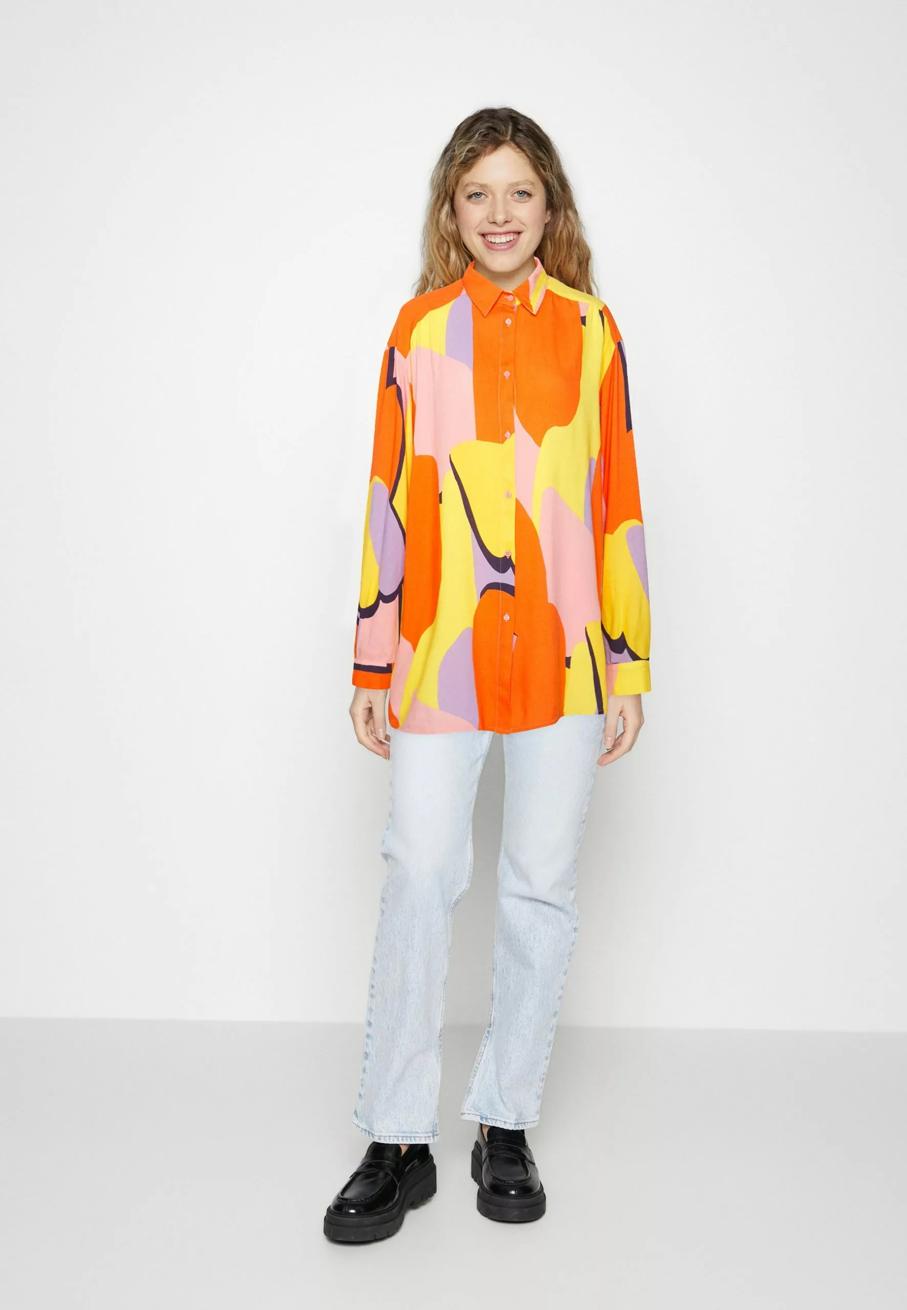 Monki Overhemdblouse - Multicolor 4 Monki Overhemdblouse - Multicolor - Afbeelding 2