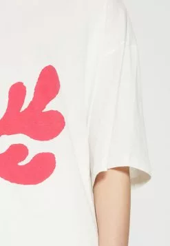 Monki T-Shirt Basic - Pink/Off-White 13 Monki T-Shirt Basic - Pink/Off-White -Monki Verkoop 55ee9b226d8f4878bbe10d90d8ad9fe8