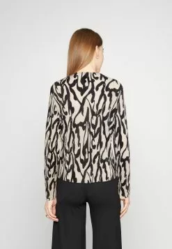 Monki Longsleeve - White Dusty Light 10 Monki Longsleeve - White Dusty Light -Monki Verkoop 5d5ce51107034e9abc18a0ae66206682