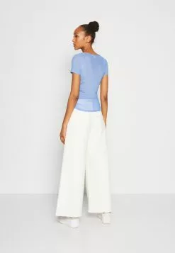 Monki T-Shirt Print - Blue -Monki Verkoop 6433c8aa55334f9b956c87cc8e42c139