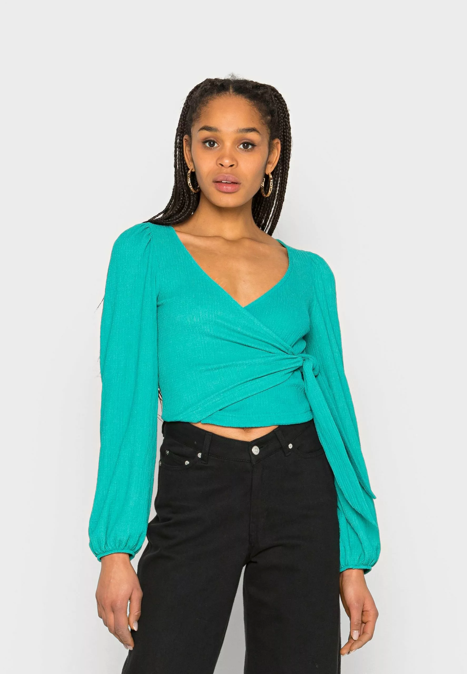 Monki Longsleeve - Green Medium 3 Monki Longsleeve - Green Medium