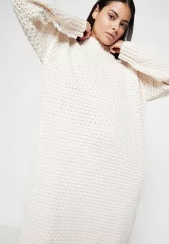 Monki Gebreide Jurk - Of White -Monki Verkoop 6a51d0b358f14f02842aa7812fa99853