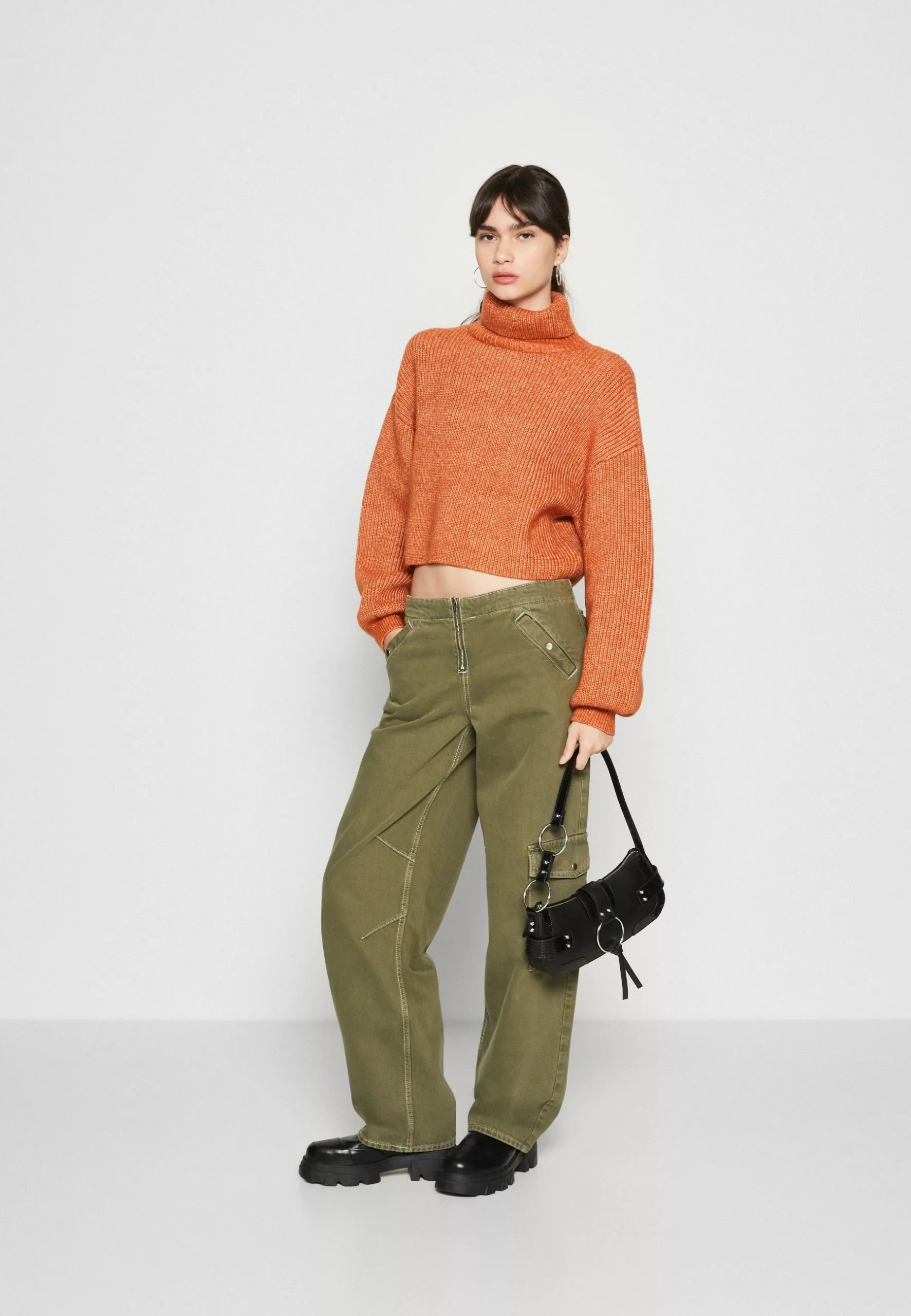 Monki Trui - Rust 3 Monki Trui - Rust - Afbeelding 2