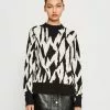 Monki Trui - Black/Offwhite 1 Monki Trui - Black/Offwhite -Monki Verkoop 752eebf419ed43ffb8a09fdf06cb5792