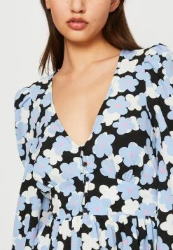 Monki Blousejurk - Light Blue -Monki Verkoop 7b7d9b98b7c8477b84fcce362fadb70a