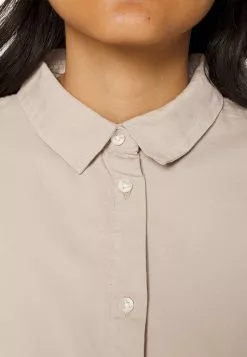 Monki Blousejurk - Beige Medium Dusty -Monki Verkoop 7ea8ce7d7dc34faa9f00d403fefe7137