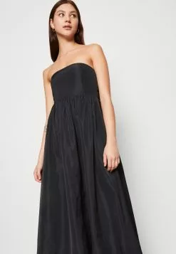 Monki Galajurk - Black 11 Monki Galajurk - Black -Monki Verkoop 8778fedbd28d4b35900241dedde03885