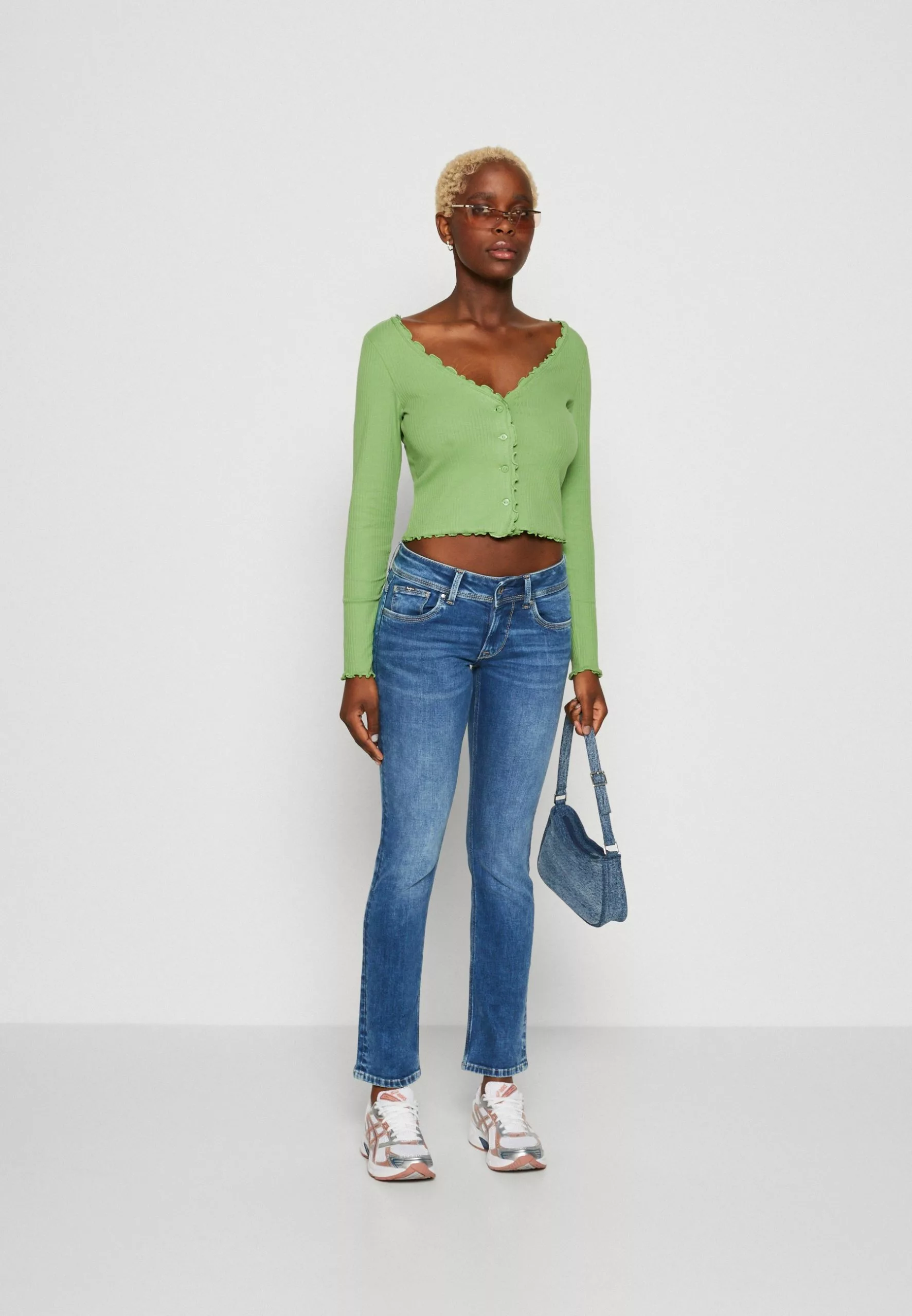 Monki Longsleeve - Green 3 Monki Longsleeve - Green - Afbeelding 2