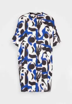 Monki Blousejurk - Pink Lisendna -Monki Verkoop b2a464f49e21490cb3494ed9ddbd4f84