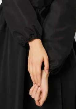 Monki Cocktailjurk - Black 13 Monki Cocktailjurk - Black -Monki Verkoop b3b91ca7897f43089927e0cec2de4592