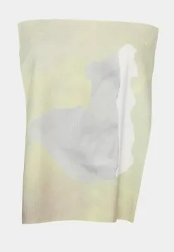 Monki T-Shirt Basic - White Dusty -Monki Verkoop b70d65de1dbe4a4881111e696d60870e