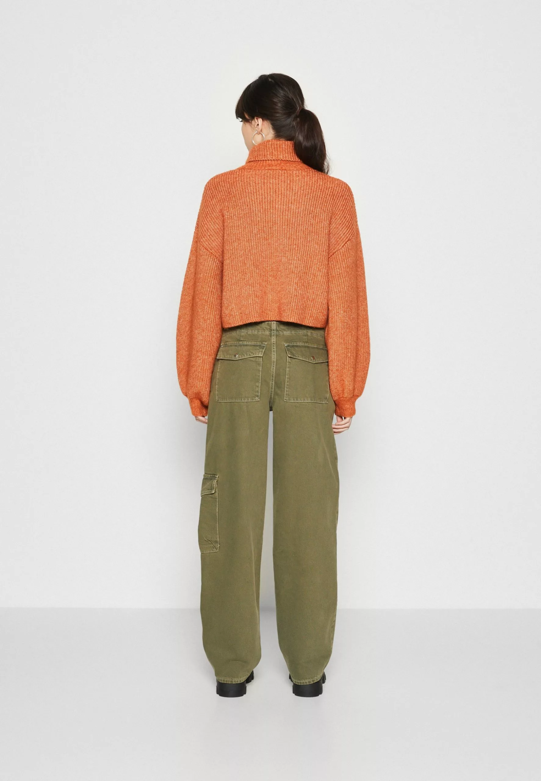 Monki Trui - Rust 4 Monki Trui - Rust - Afbeelding 3