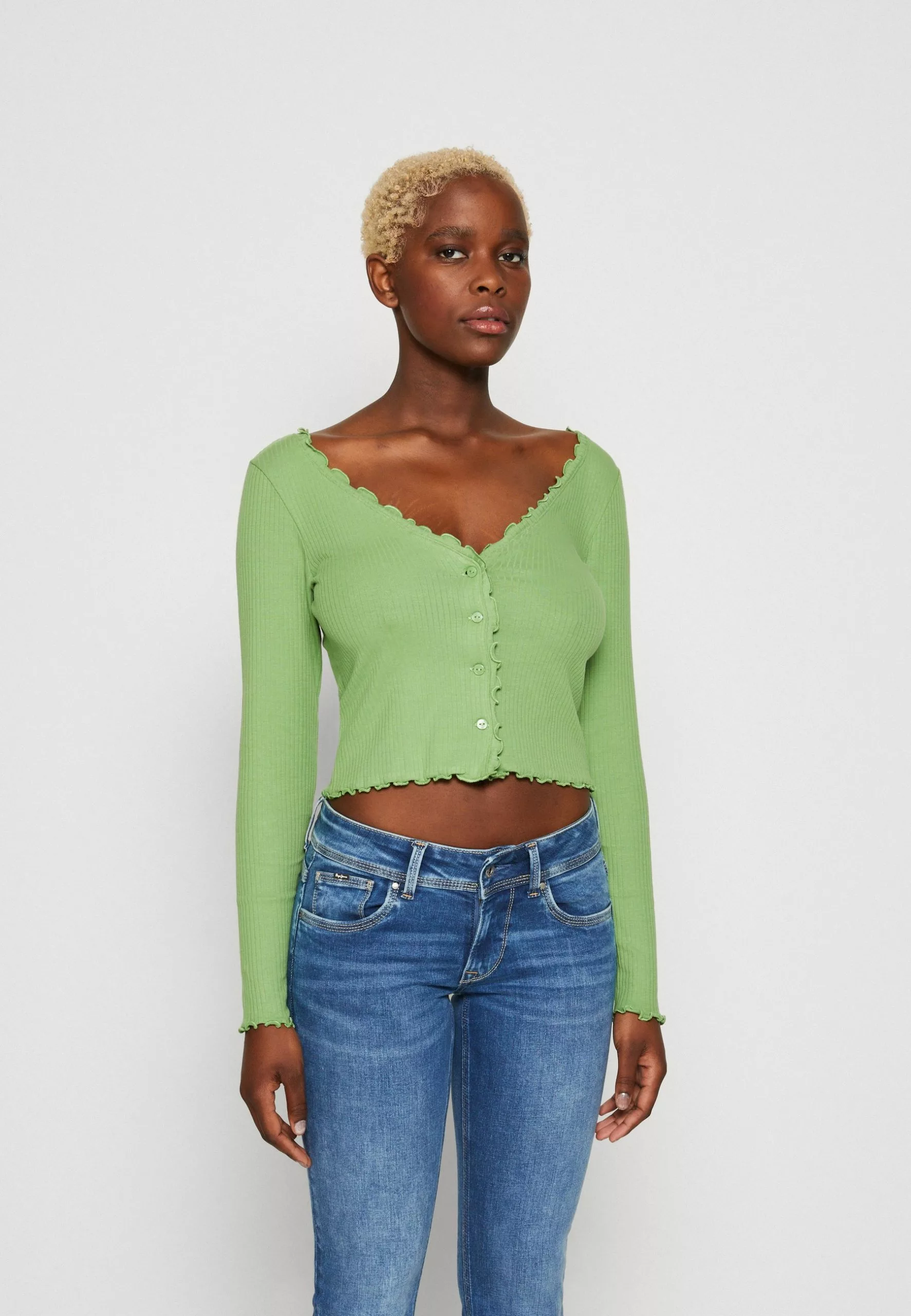 Monki Longsleeve - Green 2 Monki Longsleeve - Green
