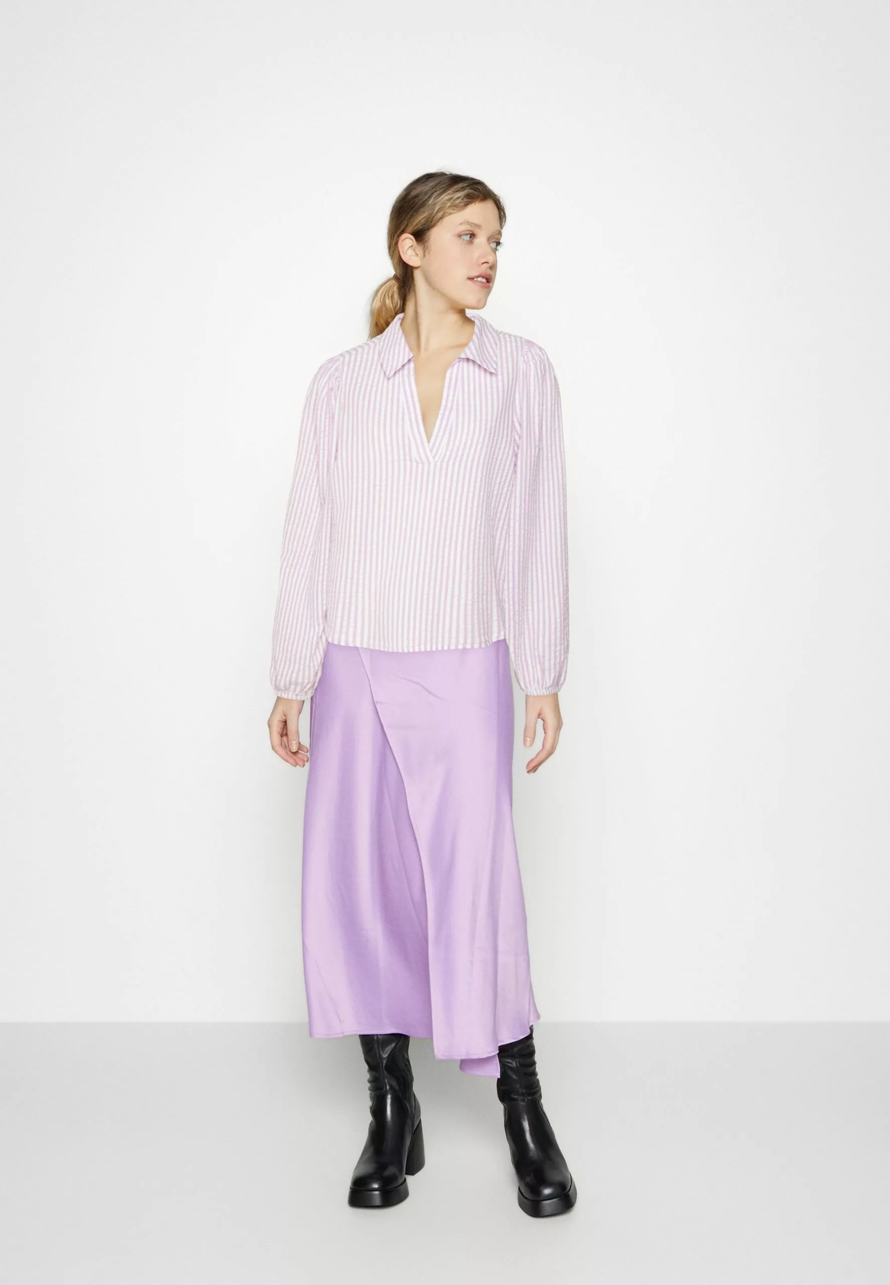 Monki Blouse - Lilac 4 Monki Blouse - Lilac - Afbeelding 2