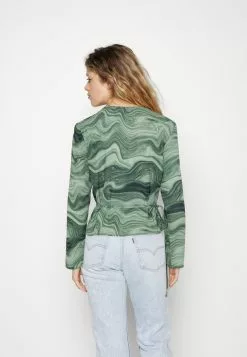 Monki Blouse - Green -Monki Verkoop de2093c1f7e14a70b3788e2fde10fe9a