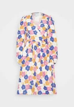 Monki Jurk - Pink Light -Monki Verkoop e736a30a97224888b209676ca41614d3