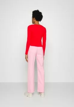 Monki Longsleeve - Red Bright -Monki Verkoop e764ff69b8a544a4b8f1118ba9212a60