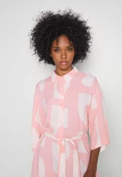 Monki Blousejurk - Pink -Monki Verkoop f8fa6041695d42b49eb5850fa3d91db6