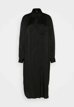 Monki Blousejurk - Black Jaquard -Monki Verkoop fd642a77dd894ea7a6ee0f61ee8d5b27